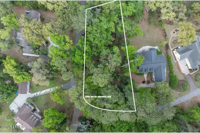 27 Piccadilly Circle, Lady's Island, SC 29907 - Photo 1