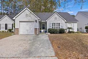 14 Spruce Dr, Bluffton, SC 29910 - Photo 1