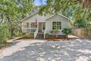1610 Old Shell Rd, Port Royal, SC 29935 - Photo 1