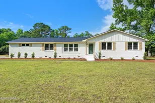 7 Surf Dr, Beaufort, SC 29907 - Photo 1