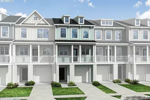 427 Parkside Commons, Bluffton, SC 29910 - Photo 1