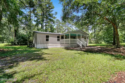 62 Laurel Street E, Beaufort, SC 29906 - Photo 1