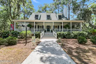 8 Dolphin Point Dr, Beaufort, SC 29907 - Photo 1