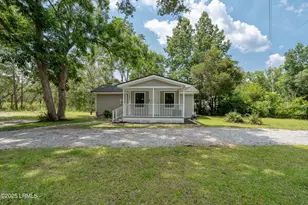 7058 Roseida Rd, Beaufort, SC 29906 - Photo 1