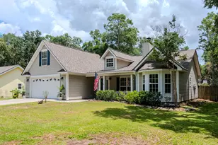 4 Meagan Dr, Beaufort, SC 29907 - Photo 1