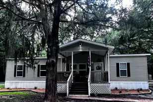 1610 Charleston Dr, Beaufort, SC 29906 - Photo 1