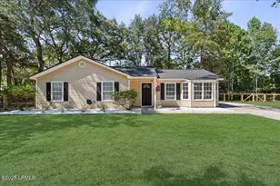 19 Star Magnolia Ct, Beaufort, SC 29907 - Photo 1