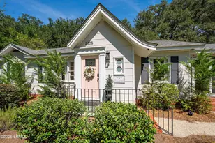 2405 Pine Haven St, Beaufort, SC 29902 - Photo 1