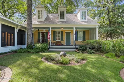 16 Fraser Street, Beaufort, SC 29907 - Photo 1