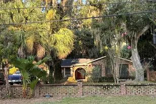 1006 Battery Creek Rd, Beaufort, SC 29902 - Photo 1