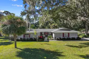 105 Spanish Point Dr, Beaufort, SC 29902 - Photo 1