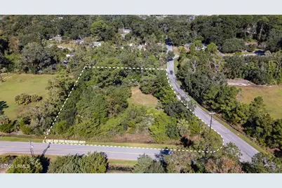 34 Meadowbrook Drive S, Beaufort, SC 29907 - Photo 1