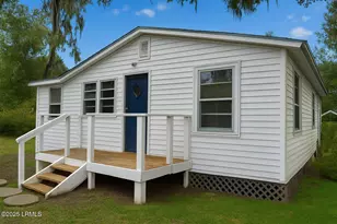 15 Hillstead Ln, Port Royal, SC 29935 - Photo 1