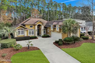 227 Hampton Lake Dr, Bluffton, SC 29910 - Photo 1