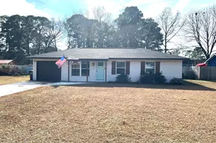 4340 Pinewood Cir, Beaufort, SC 29906 - Photo 1