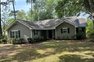 661 Sams Point Rd, Beaufort, SC 29907 - Photo 1