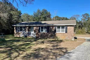 22 Pine Grove Rd, Beaufort, SC 29906 - Photo 1