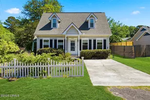2907 Riverside Dr, Beaufort, SC 29902 - Photo 1