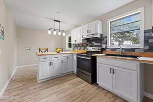 121 Harrison St, Varnville, SC 29944 - Photo 1