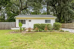 1802 Battery Park Dr, Port Royal, SC 29935 - Photo 1