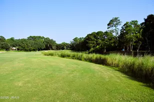 127 Dolphin Point Dr, Beaufort, SC 29907 - Photo 1