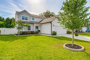 27 Kiawah Dr, Beaufort, SC 29906 - Photo 1