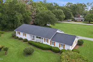 279 McTeer Ave, Ridgeland, SC 29936 - Photo 1