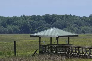 418 Broad River Dr, Beaufort, SC 29906 - Photo 1