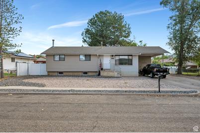 755 N Barlow St W, Clearfield, UT 84015 - Photo 1