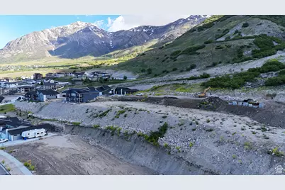 1443 E 3090 N #305, North Ogden, UT 84414 - Photo 1