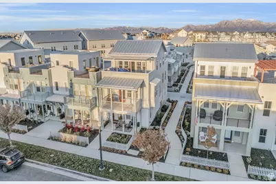 11127 S Kestrel Rise Rd, South Jordan, UT 84009 - Photo 1