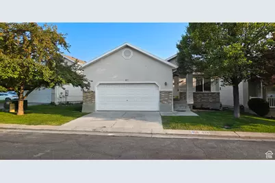 112 W Crystal Bay Dr, Stansbury Park, UT 84074 - Photo 1