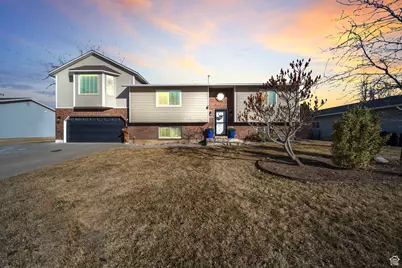 712 N 2300 W, West Point, UT 84015 - Photo 1
