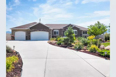 373 S Roadster Ln E, Grantsville, UT 84029 - Photo 1