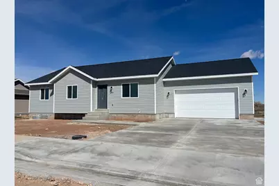 1943 S State St, Roosevelt, UT 84066 - Photo 1