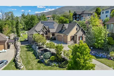 267 E Lucky Star Way, Farmington, UT 84025 - Photo 1