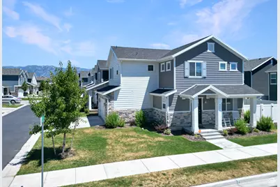 2095 W 3330 S, Syracuse, UT 84075 - Photo 1