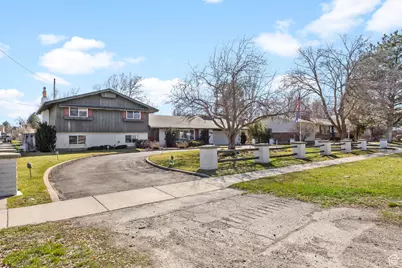 245 W 300 N, Hyrum, UT 84319 - Photo 1