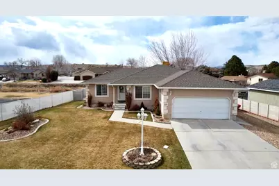 175 N Sycamore Dr, Price, UT 84501 - Photo 1