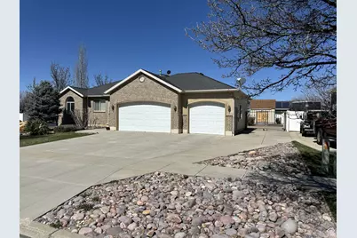 1512 W 870 S, Syracuse, UT 84075 - Photo 1