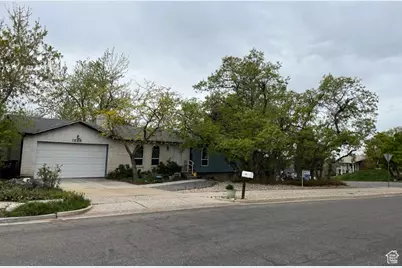 1213 N Winston Dr, Kaysville, UT 84037 - Photo 1