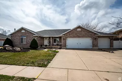 191 E 5530 S, Washington Terrace, UT 84405 - Photo 1