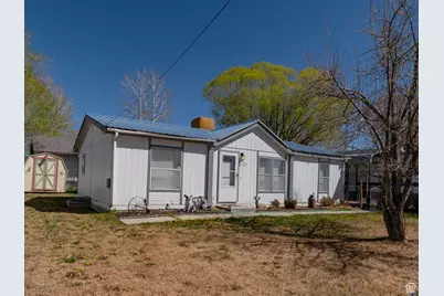 75 E 100 N, Wellington, UT 84542 - Photo 1