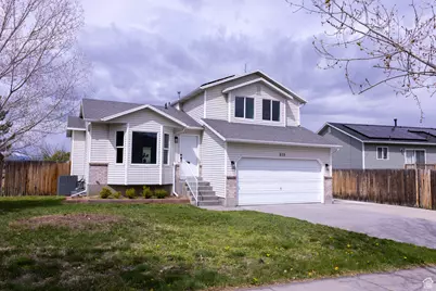 829 N Whitaker Dr E, Tooele, UT 84074 - Photo 1