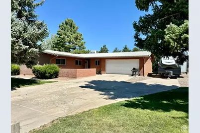 105 S 300 E, Enterprise, UT 84725 - Photo 1