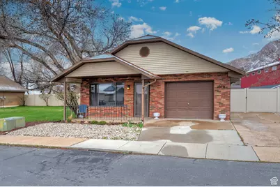 1050 E Deerwalk Ln S, Ogden, UT 84404 - Photo 1