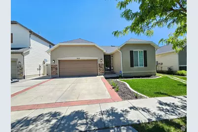 922 N Cambria Dr, North Salt Lake, UT 84054 - Photo 1