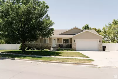 1382 S 100 E, Payson, UT 84651 - Photo 1