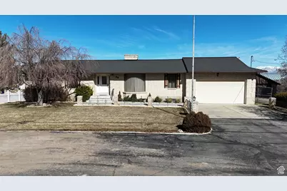 40 W 200 N, Santaquin, UT 84655 - Photo 1