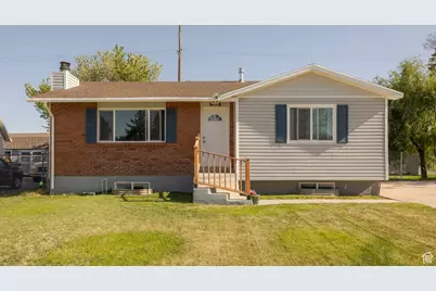 895 W 775 N, Clearfield, UT 84015 - Photo 1
